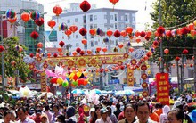 Chính phủ yêu cầu không tổ chức du xuân, liên hoan lãng phí