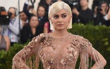 Chỉ vì câu nói của một hot girl, hơn 1,3 tỷ USD bị thổi bay khỏi giá trị vốn hóa của công ty mẹ Snapchat