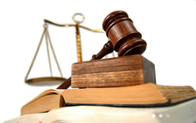 Giao dịch cổ phiếu ATB không báo cáo, chị gái Phó Giám đốc bị phạt 55 triệu đồng