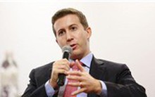 Warburg thấy ngày càng nhiều cơ hội đầu tư và cam kết rót hơn 1 tỷ USD tại Việt Nam