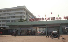 Bị tố tuyển dụng hàng loạt người nhà, giám đốc bệnh viện nói "rất bình thường"