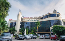 Đấu giá với giá khởi điểm hơn 305.000 đồng/cp, "đất vàng" khách sạn Kim Liên liệu còn "hot" như 2 năm trước?