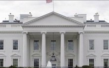 Nổ súng bên ngoài Nhà Trắng, Mỹ