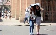 Cảnh báo khẩn về nắng nóng ở Sài Gòn