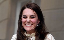 Vở kịch năm 13 tuổi của Kate Middleton gây sốt khi "tiên tri" chính xác tương lai của công nương và hoàng tử