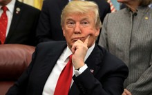 Nguyên nhân nào khiến Tổng thống Donald Trump muốn quay lại TPP?