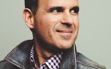 Những cuốn sách kinh doanh đã "lỗi thời" rồi, đây là những gì doanh nhân "triệu đô" Marcus Lemonis đọc hàng ngày