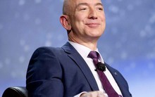 Tài sản của Jeff Bezos tăng 12 tỷ USD sau 1 đêm nhờ 'những đám mây'