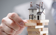 Phát sinh doanh thu bán đất nền dự án Nhơn Đức, Vạn Phát Hưng báo lãi quý 1 gấp 3,5 lần cùng kỳ