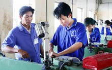 Khát nhân lực chất lượng cao, nhiều doanh nghiệp tìm lối đi riêng