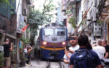 Cục trưởng Đường sắt: 'Trong nhà có ông già bị ốm'