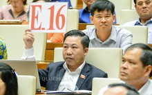 Đại biểu Lưu Bình Nhưỡng đề nghị xem xét lại vụ cổ phần hóa Tổng công ty vận tải thủy - đơn vị đã mua lại Hãng phim truyện Việt Nam