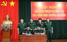 Bàn giao nhiệm vụ Tham mưu trưởng Quân khu 2