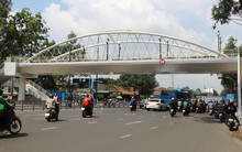 Ngắm cầu bộ hành 11 tỷ ở cửa ngõ sân bay Tân Sơn Nhất