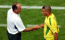 Ronaldo: 1.454 ngày biến cơn ác mộng thành vinh quang chói lọi nhất sự nghiệp lẫy lừng