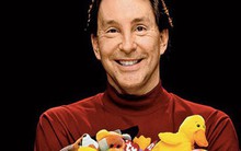 Cơn sốt thú nhồi bông và con đường làm giàu của tỷ phú thứ 722 trên Forbes