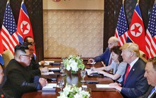 Tiết lộ về người phụ nữ duy nhất tại phòng họp Mỹ - Triều