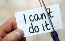 Ngại thay đổi, sợ va chạm, uể oải đi làm ngày cuối tuần: Dáng vẻ sợ phiền phức của bạn trông thật thất bại!