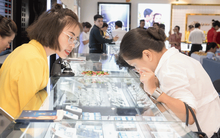 Giá vàng bán ra trên 36,8 triệu đồng/lượng