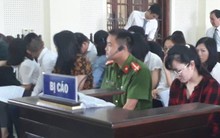 Sau vụ "rút ruột" 50 tỉ đồng, Eximbank khuyến cáo khách hàng không ký khống chứng từ rút tiền