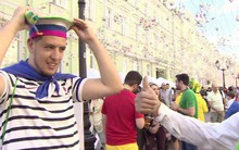 Hết World Cup, người bán hàng ở Nga sẽ tiếc lắm vì họ kiếm gấp 4 lần thu nhập bình quân thường ngày ngon ơ thế này