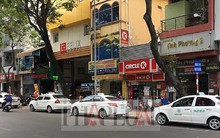 Trùng trùng điệp điệp taxi đội lốt