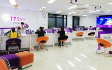 Nhiều ngân hàng gom vốn chuẩn bị cho những "trận đánh lớn"