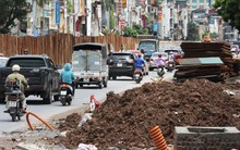 Dự án cầu vượt An Dương chậm tiến độ, nhiều hạng mục vẫn ngổn ngang