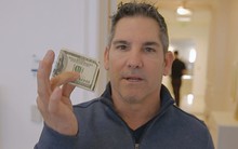 Triệu phú tự thân Grant Cardone tiết lộ lý do "gây sốc" khiến ông không bao giờ tiết kiệm tiền