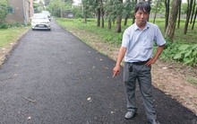 Người bỏ 200 triệu làm đường: "Phá đường nhựa trả lại đường đất, tiền mất tật mang, tôi rất buồn"