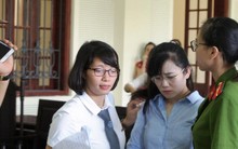 Người đẹp ngân hàng bật khóc khi bị đề nghị phạt tù chung thân