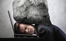 Những dấu hiệu tưởng như không liên quan lại chứng tỏ bạn đang stress nghiêm trọng, nhận biết sớm trước khi bản thân kiệt sức