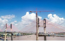 Những hình ảnh thi công cuối cùng trên cầu Bạch Đằng
