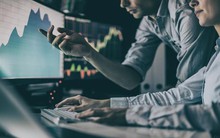 VCBS: VN-Index sẽ tích lũy trong một vài phiên tới, NĐT nên chú ý đến triển vọng từng doanh nghiệp