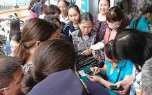 Thị trường SIM nhiễu loạn trước giờ “xóa sổ” SIM 11 số