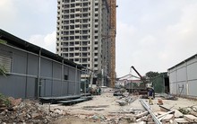 Cưỡng chế hàng loạt nhà kho tự phát để làm khu đô thị