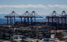 Châu Âu phản ứng dữ dội Trung Quốc thu mua cảng