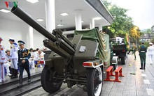 Hình ảnh cỗ linh xa đưa linh cữu Chủ tịch nước Trần Đại Quang về đất Mẹ