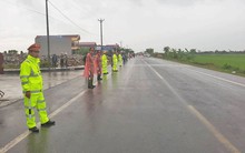 Trời mưa, Ninh Bình vẫn đông nghịt người dự truy điệu Chủ tịch nước