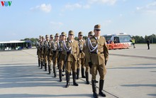 Lễ đón Tổng bí thư Nguyễn Phú Trọng tại sân bay Hungary