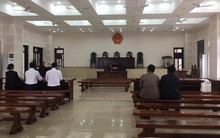 Vì sao hoãn phiên xử người dọa giết Chủ tịch Đà Nẵng Huỳnh Đức Thơ?