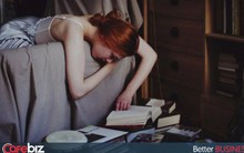 Mùa cưới đã đến, tôi bỗng giật mình: "Không có tiền, khổ lắm!"