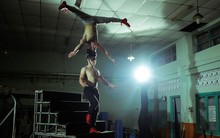 Anh em Quốc Cơ - Quốc Nghiệp mướt mồ hôi trên sàn tập, chuẩn bị lên đường phá vỡ kỷ lục Guiness thế giới tại Ý