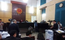 Vinasun kiện Grab bồi thường 41 tỷ đồng: Bị đơn đề nghị đình chỉ vụ kiện