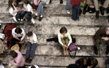 Thích cô độc nhưng khao khát nhận được quan tâm, nhạy cảm và sĩ diện cao: Xin chúc mừng, bạn là mẫu người hướng nội điển hình