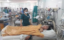 Ba người nguy kịch nghi bị ngộ độc thực phẩm