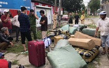 Áo quần, mỹ phẩm không rõ xuất xứ “lộng hành” dịp cận Tết