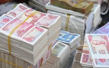 Chưa đến Tết đã loạn phí đổi tiền lẻ