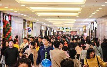 Ảnh: Ngày cuối cùng nghỉ lễ, người dân Thủ đô ùn ùn kéo đến siêu thị trốn rét