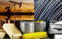 Thị trường ngày 15/1: Dầu giảm hơn 2%, thép cao nhất 2 tháng